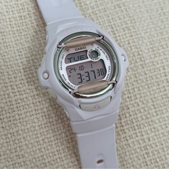 SOLD ON DEPOP - Baby-G G-Shock Watch - Light Pink, Water Resistant - Picture 5 of 8